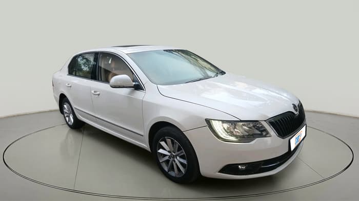 2014 Skoda Superb ELEGANCE 1.8 TSI AT, Petrol, Automatic, 77,758 km, exterior
