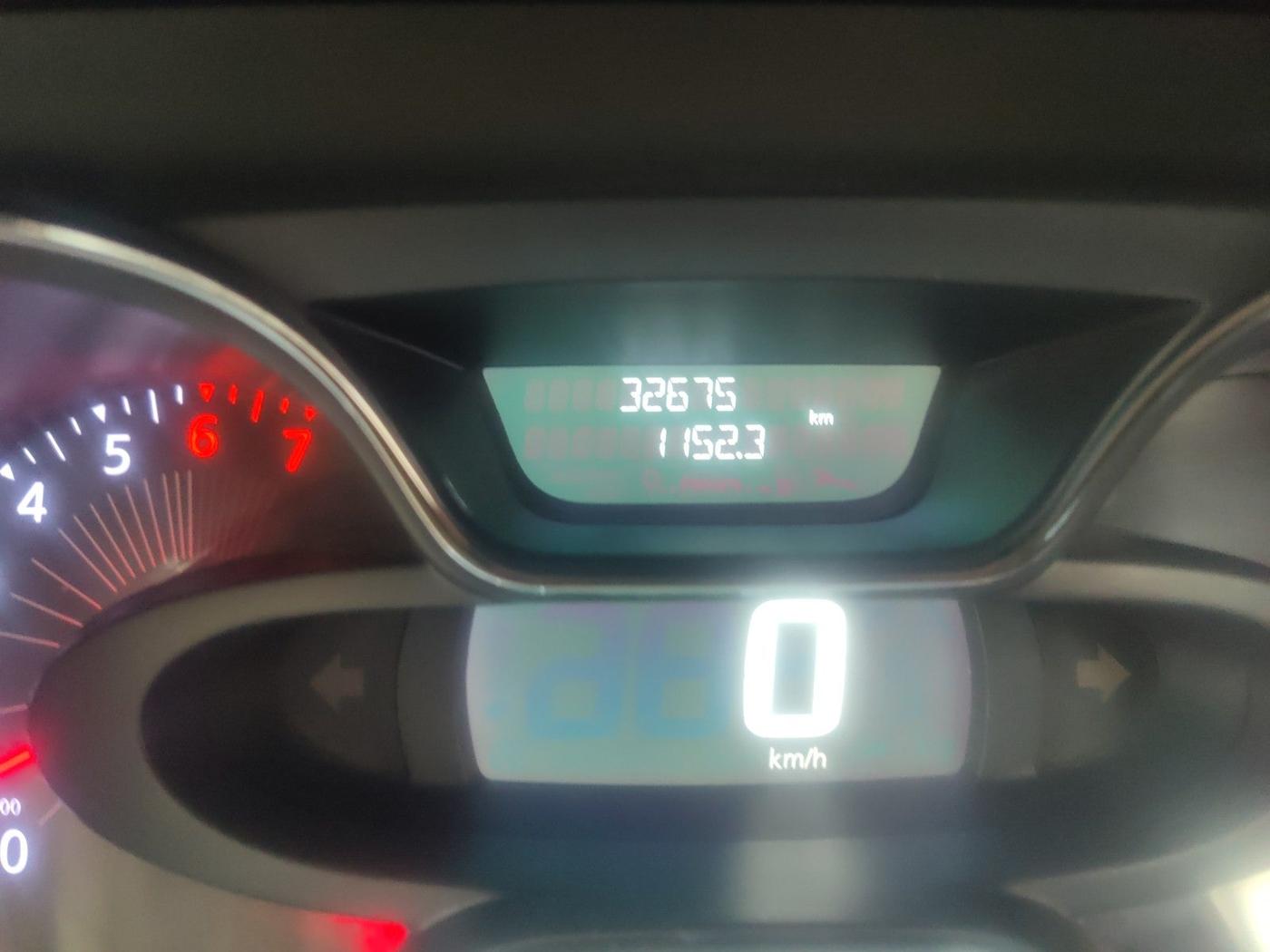 2017 Renault Captur RXT PETROL, Petrol, Manual, 32,675 km, interior
