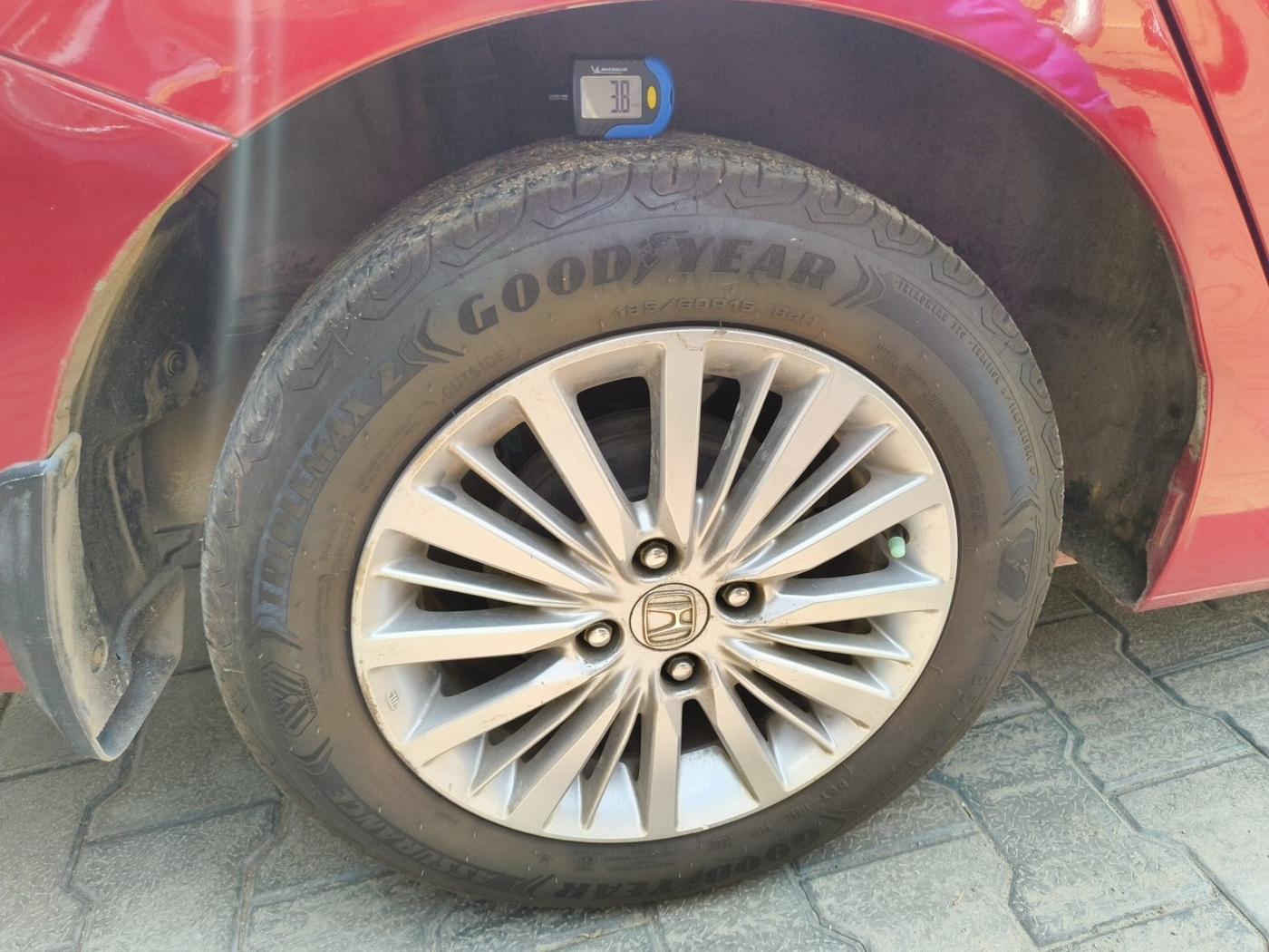 2021 Honda City 1.5L I-VTEC V CVT 5TH GEN, Petrol, Automatic, 82,607 km, tyre