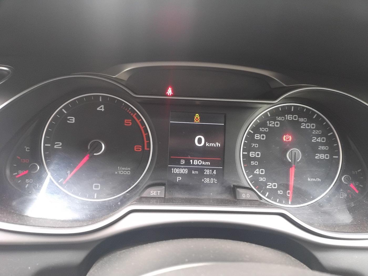 2013 Audi A4 2.0 TDI Multitronic, Diesel, Automatic, 1,07,766 km, interior