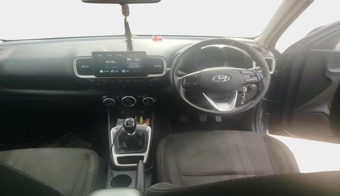 2020 Hyundai VENUE SX 1.5 CRDI, Diesel, Manual, 95,467 km, interior