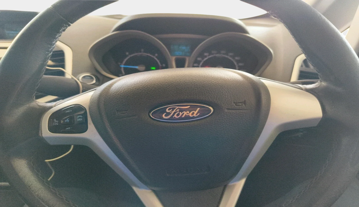 2015 Ford Ecosport TITANIUM 1.5L DIESEL (OPT), Diesel, Manual, 1,19,231 km, interior