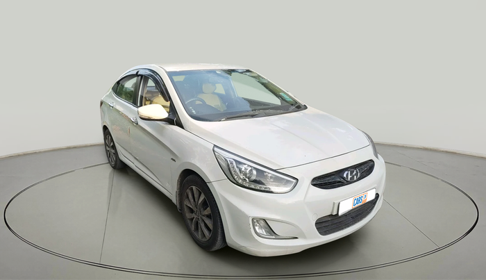 2015 Hyundai Verna FLUIDIC 1.6 CRDI SX AT, Diesel, Automatic, 1,11,315 km, exterior