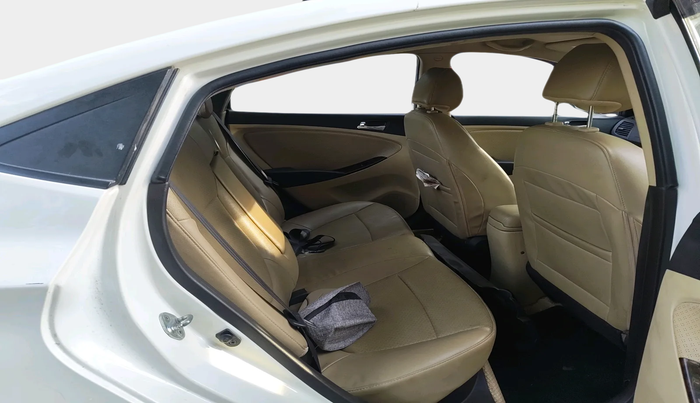 2015 Hyundai Verna FLUIDIC 1.6 CRDI SX AT, Diesel, Automatic, 1,11,315 km, interior