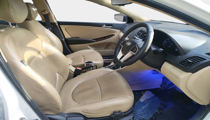 2015 Hyundai Verna FLUIDIC 1.6 CRDI SX AT, Diesel, Automatic, 1,11,315 km, interior