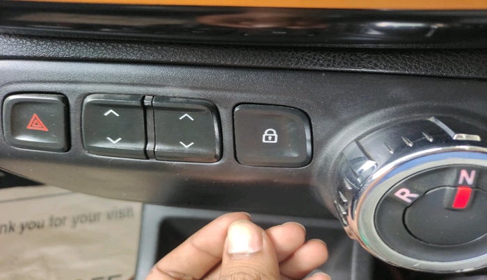 2018 Renault Kwid CLIMBER 1.0 AMT, Petrol, Automatic, 48,275 km, interior