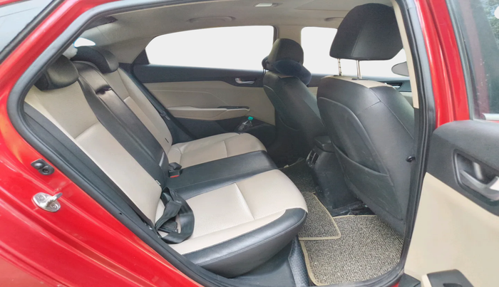 2018 Hyundai Verna 1.6 VTVT SX (O) AT, Petrol, Automatic, 59,105 km, interior