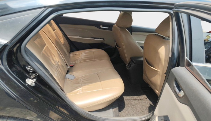 2018 Hyundai Verna 1.6 VTVT SX, Petrol, Manual, 98,387 km, interior