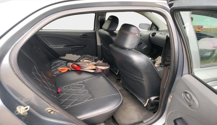 2017 Toyota Etios GD, Diesel, Manual, 1,18,853 km, interior