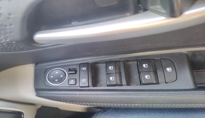 2023 KIA SONET HTX 1.0 DCT, Petrol, Automatic, 30,287 km, interior