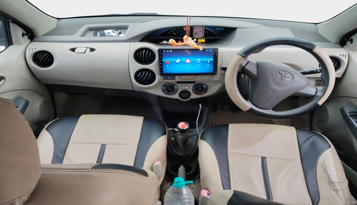 2014 Toyota Etios G, Petrol, Manual, 1,49,978 km, interior