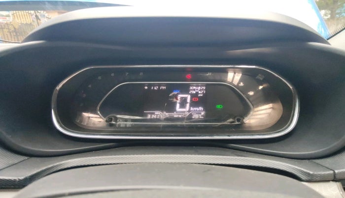 2021 Tata NEXON XZ PLUS SUNROOF PETROL DUAL TONE, Petrol, Manual, 31,417 km, interior