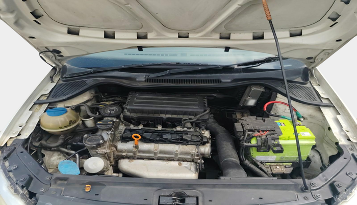 2011 Volkswagen Vento HIGHLINE 1.6 MPI, Petrol, Manual, 1,07,871 km, exterior