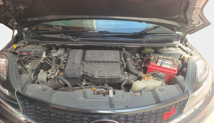 2018 Tata NEXON XZA PLUS DIESEL, Diesel, Automatic, 50,865 km, exterior