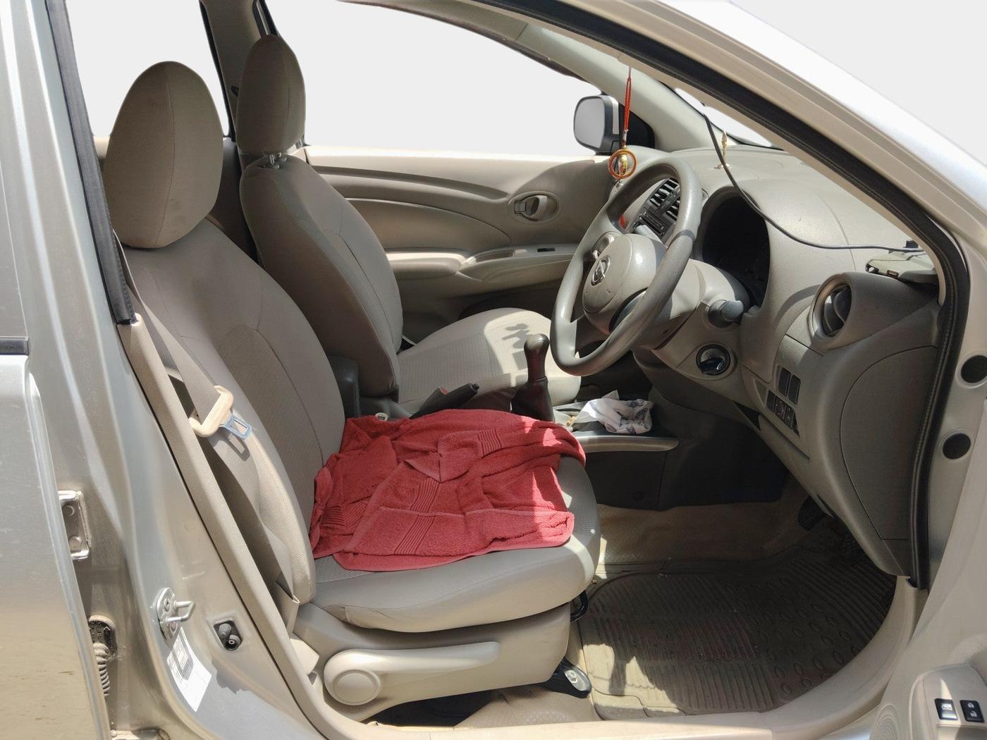 2011 Nissan Sunny XL, Petrol, Manual, 65,217 km, interior