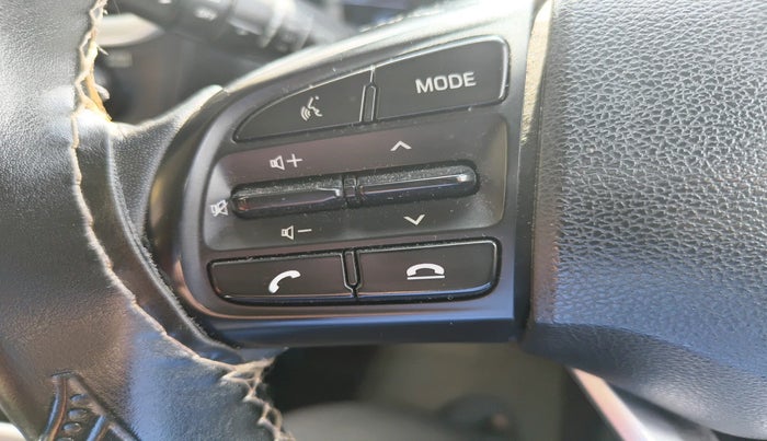 2019 Hyundai VENUE SX(O) 1.4 CRDI, Diesel, Manual, 61,728 km, interior