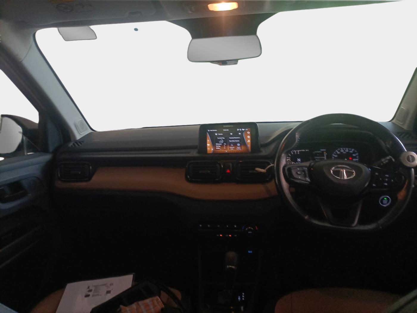 2022 Tata PUNCH CREATIVE 1.2 AMT KAZIRANGA EDITION , Petrol, Automatic, 77,247 km, interior
