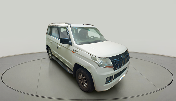 2015 Mahindra TUV300 T8, Diesel, Manual, 1,17,411 km, exterior