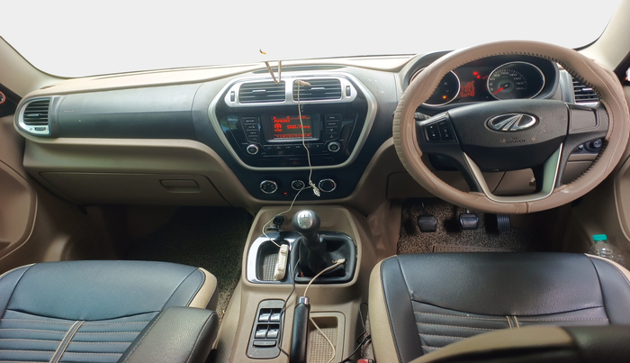 2015 Mahindra TUV300 T8, Diesel, Manual, 1,17,411 km, interior