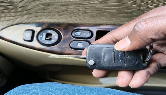 2012 Hyundai Verna FLUIDIC 1.6 CRDI SX, Diesel, Manual, 1,05,433 km, interior