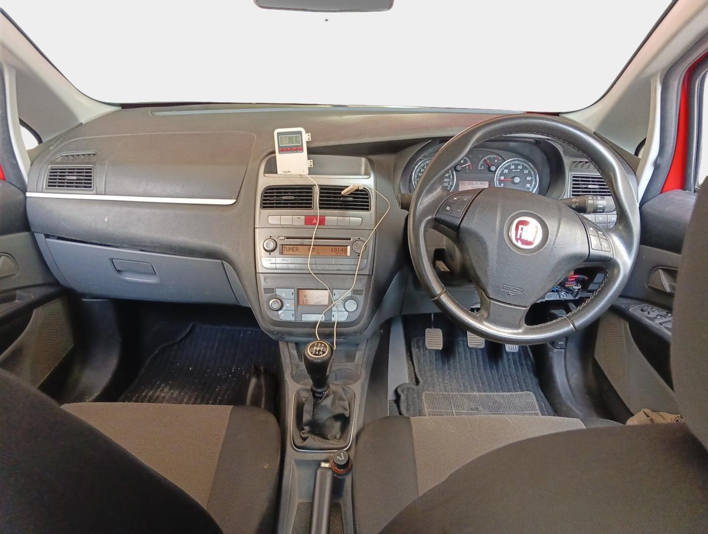 2010 Fiat Grand Punto EMOTION 1.4, Petrol, Manual, 40,809 km, interior