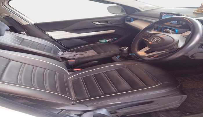 2022 Tata PUNCH CREATIVE  1.2 RTN DUAL TONE, Petrol, Manual, 8,321 km, interior
