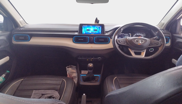 2022 Tata PUNCH CREATIVE  1.2 RTN DUAL TONE, Petrol, Manual, 8,321 km, interior