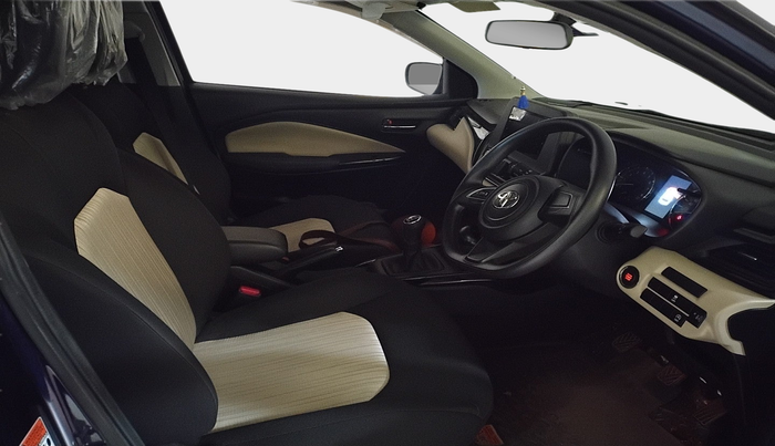 2023 Toyota Glanza G, Petrol, Manual, 8,561 km, interior