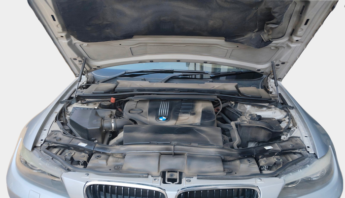 2010 BMW 3 Series 320d, Diesel, Automatic, 1,14,397 km, exterior