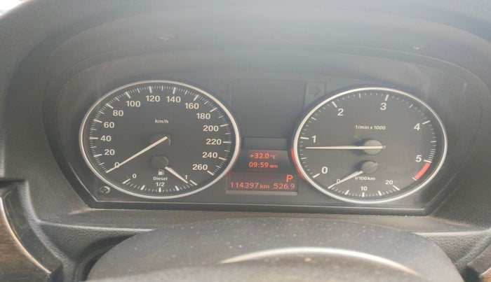 2010 BMW 3 Series 320d, Diesel, Automatic, 1,14,397 km, interior