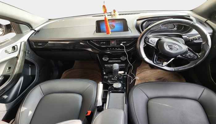 2023 Tata NEXON XZA PLUS SUNROOF DARK PETROL, Petrol, Automatic, 31,065 km, interior