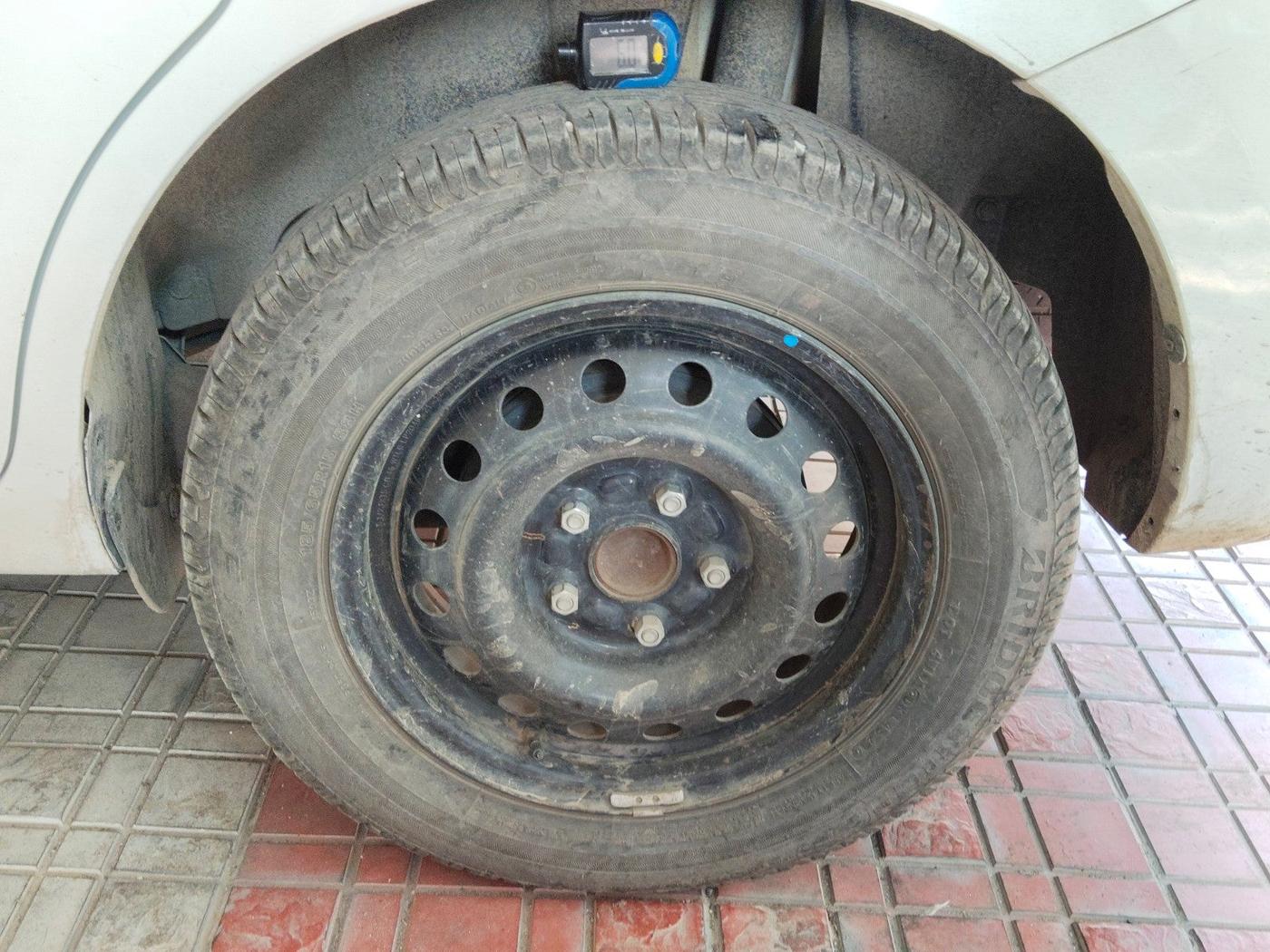 2021 Maruti Ertiga TOUR M, Petrol, Manual, 57,918 km, tyre