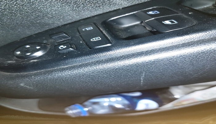 2020 Hyundai VENUE SX 1.0 TURBO, Petrol, Manual, 24,900 km, interior