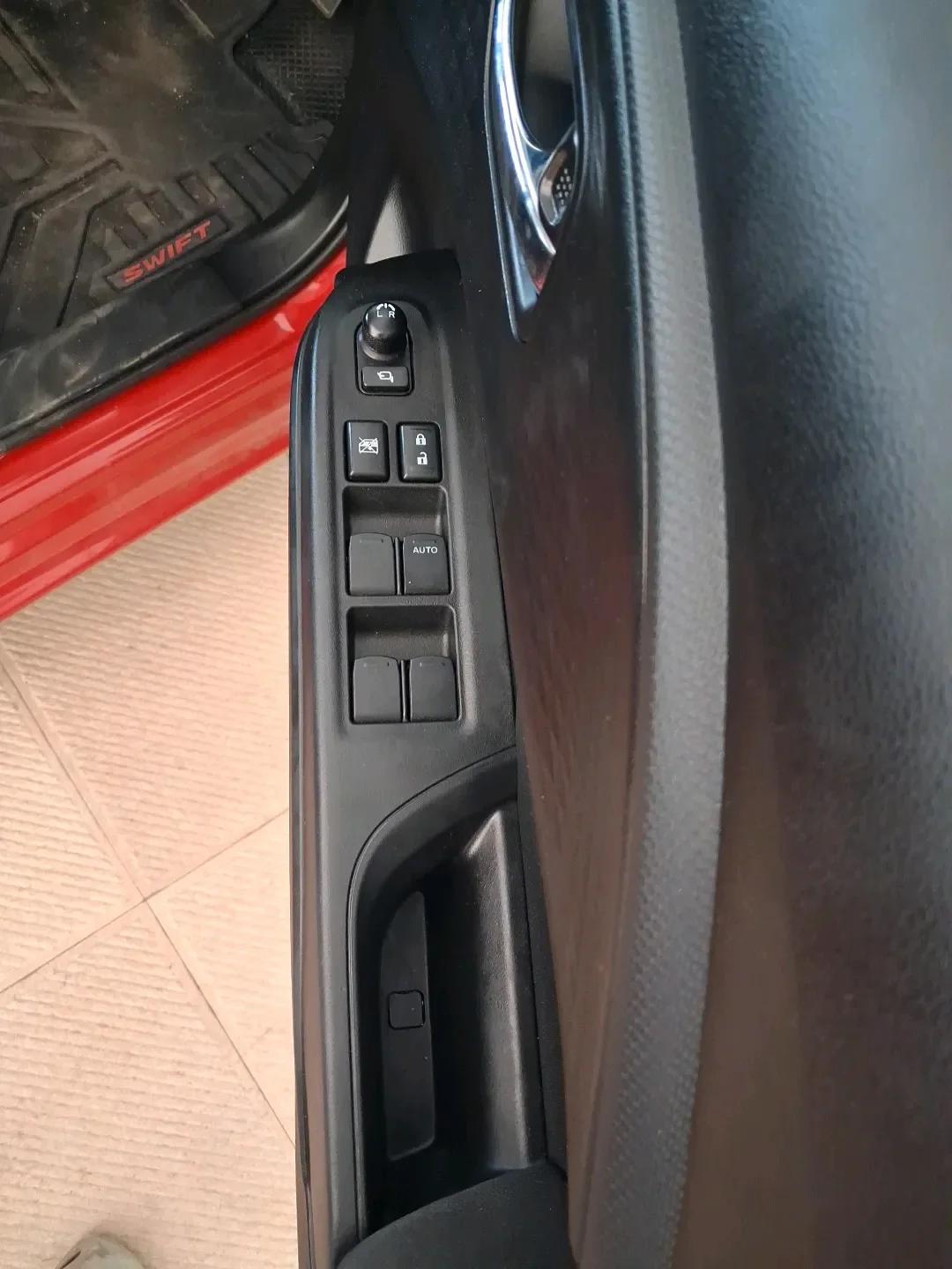 2025 Maruti Swift VXi (O) AMT, Petrol, Automatic, 745 km, interior
