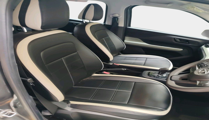 2023 Tata PUNCH ADVENTURE AMT, Petrol, Automatic, 6,858 km, interior