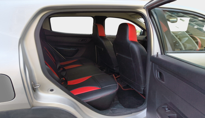 2021 Renault Kwid RXT 1.0 AMT (O), Petrol, Automatic, 8,811 km, interior