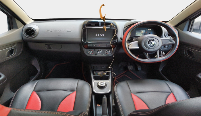 2021 Renault Kwid RXT 1.0 AMT (O), Petrol, Automatic, 8,811 km, interior