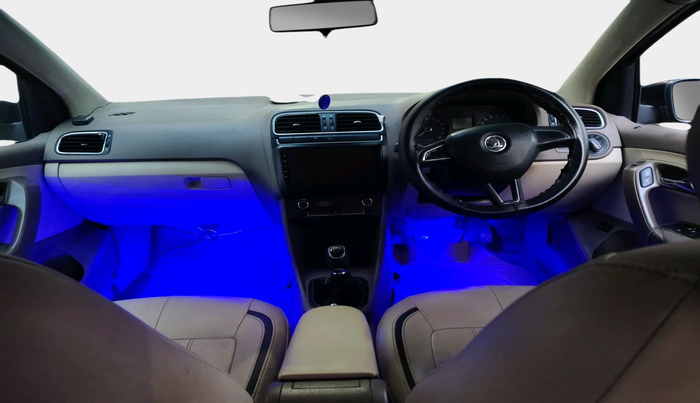 2014 Skoda Rapid ELEGANCE 1.6 TDI CR MT, Diesel, Manual, 1,03,485 km, interior