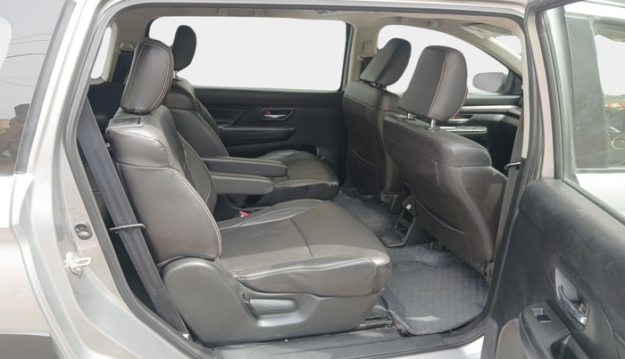 2021 Maruti XL6 ALPHA MT, Petrol, Manual, 43,809 km, interior