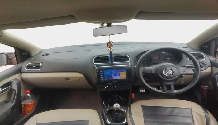 2011 Volkswagen Polo HIGHLINE DIESEL, Diesel, Manual, 1,88,968 km, interior