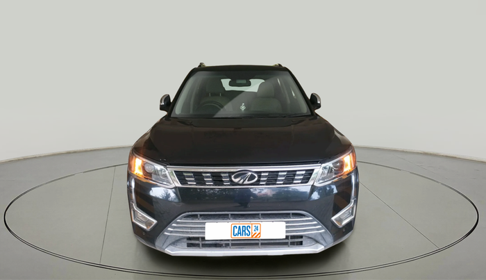 2021 Mahindra XUV300 W8 (O) 1.5 DIESEL, Diesel, Manual, 71,506 km, exterior