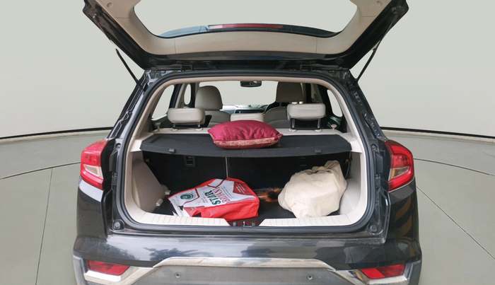 2021 Mahindra XUV300 W8 (O) 1.5 DIESEL, Diesel, Manual, 71,506 km, exterior