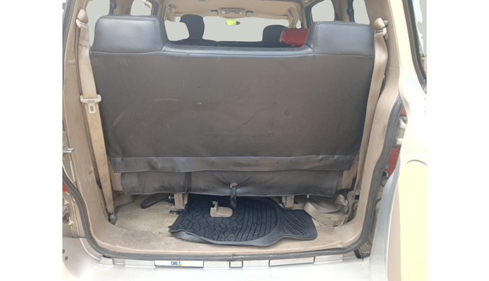 2018 Mahindra Xylo D4, Diesel, Manual, 1,21,205 km, exterior