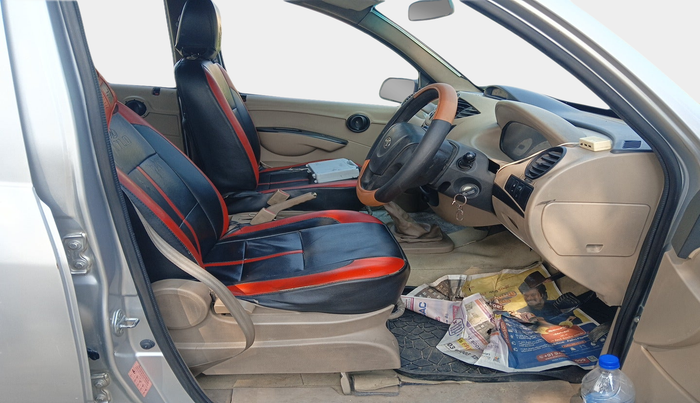 2018 Mahindra Xylo D4, Diesel, Manual, 1,21,205 km, interior