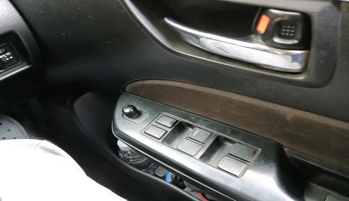 2012 Maruti Swift VDI, Diesel, Manual, 1,88,510 km, interior