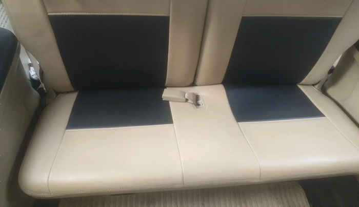 2015 Honda Mobilio 1.5L I-DTEC S, Diesel, Manual, 65,350 km, interior