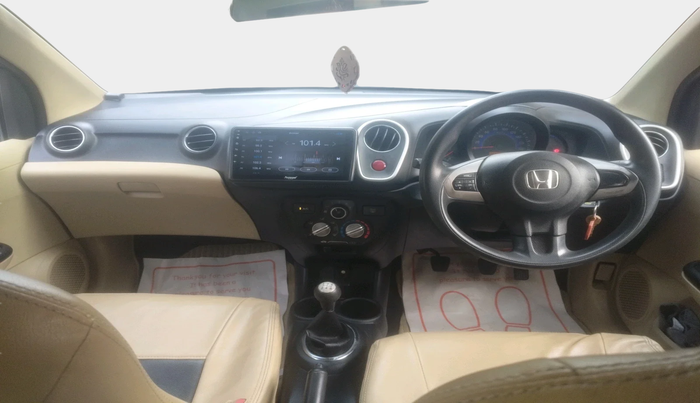 2015 Honda Mobilio 1.5L I-DTEC S, Diesel, Manual, 65,350 km, interior