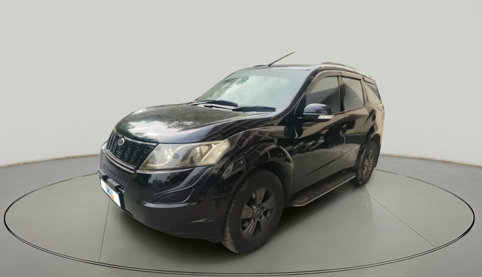 2016 Mahindra XUV500 W4, Diesel, Manual, 66,907 km, exterior