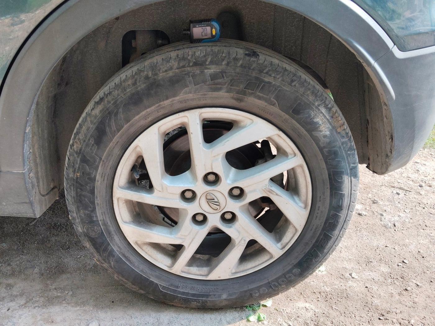 2022 Mahindra XUV300 W8 1.5 DIESEL, Diesel, Manual, 57,233 km, tyre