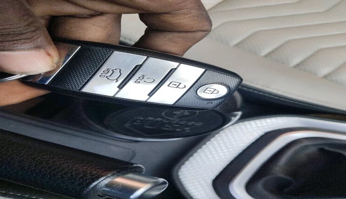 2020 KIA SONET HTX PLUS 1.5, Diesel, Manual, 85,336 km, interior